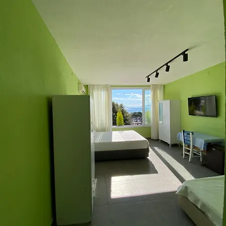 Aparthotel Sila *